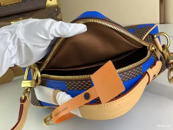 Affordable VUITTON Messenger-24*24*8CM LOUIS Chess 0509